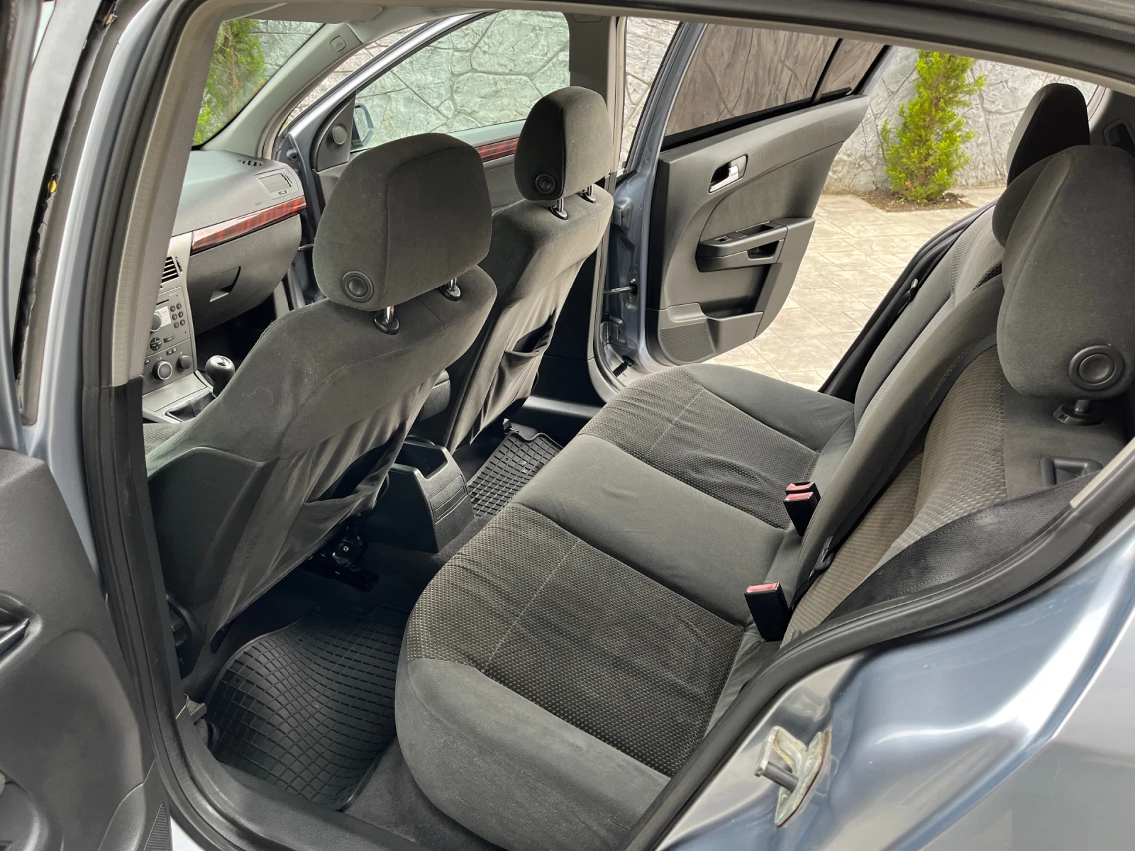 Opel Astra 1.6/105КС, снимка 14 - Автомобили и джипове - 54478113