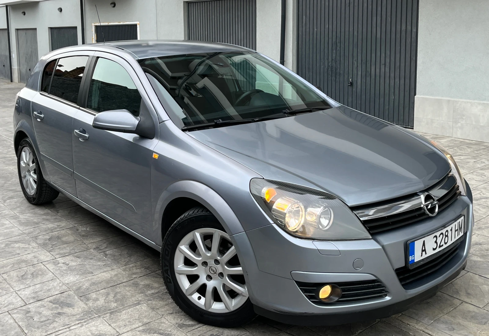 Opel Astra 1.6/105КС, снимка 8 - Автомобили и джипове - 54478113