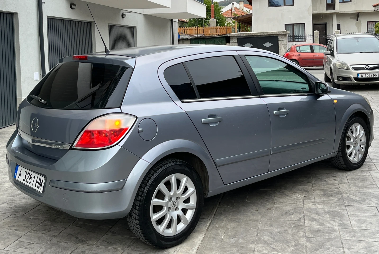 Opel Astra 1.6/105КС, снимка 4 - Автомобили и джипове - 54478113