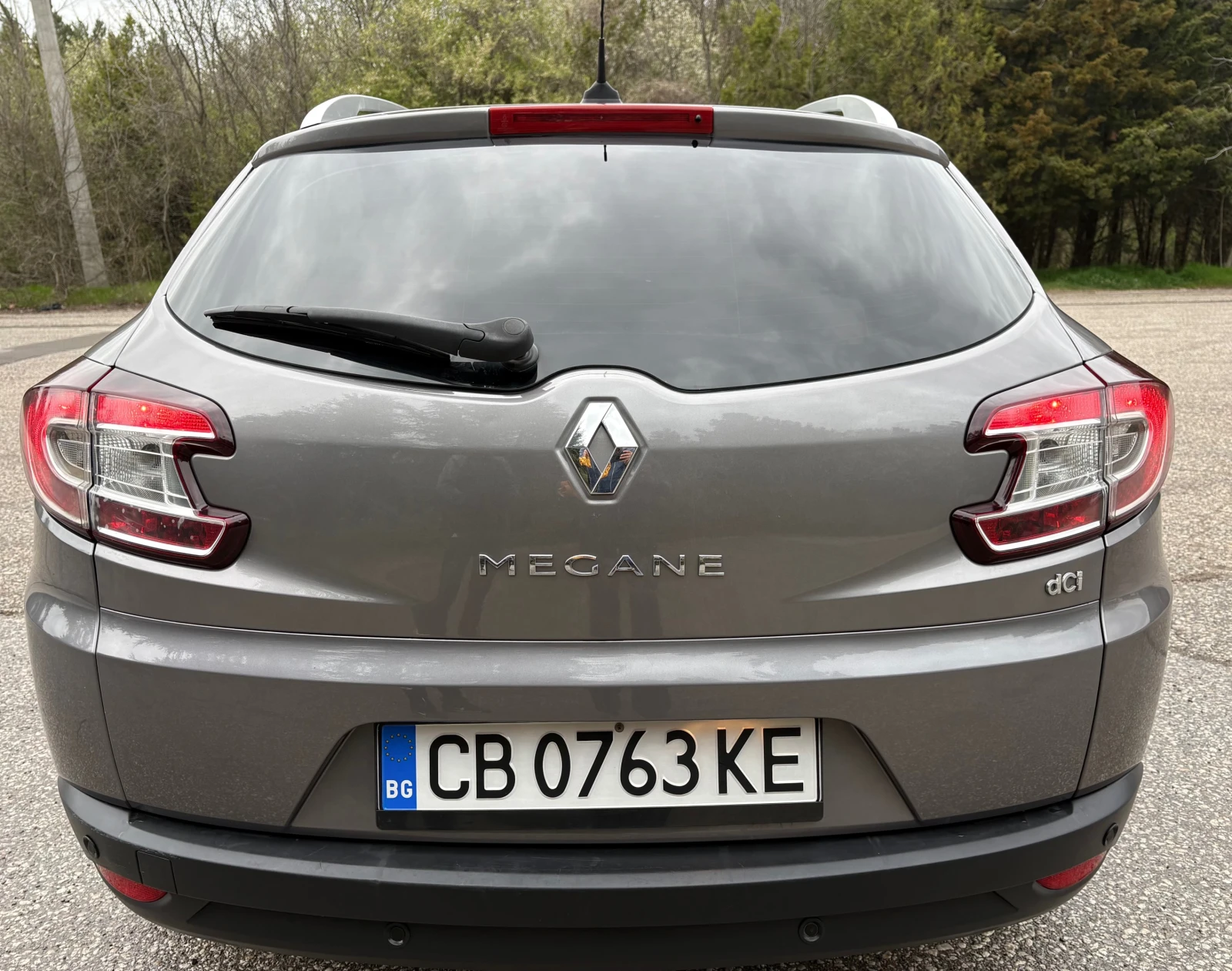 Renault Megane 1.5DCI АВТОМАТ-НАВИ-BOSE-ПАНОРАМА-KEYLESS GO, снимка 4 - Автомобили и джипове - 54561183