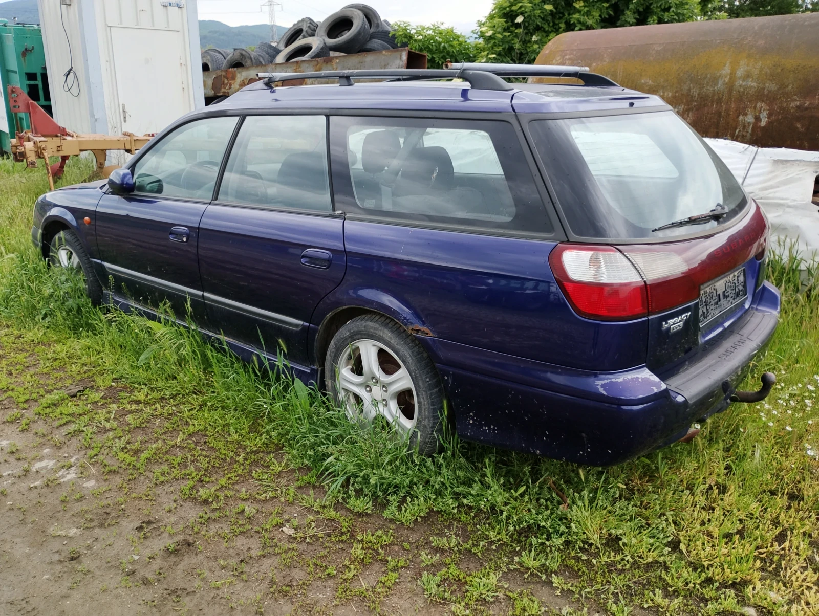 Subaru Legacy 2.5, снимка 3 - Автомобили и джипове - 54658091