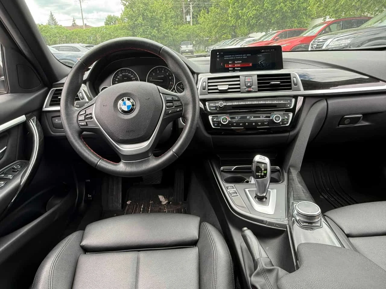 BMW 330 * 330i xDrive * CARFAX * ЦЕНА ДО БГ, снимка 9 - Автомобили и джипове - 54740620
