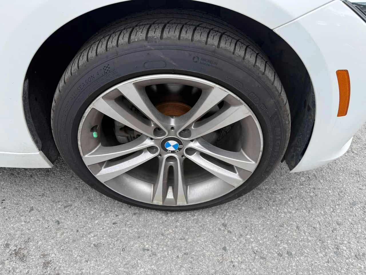 BMW 330 * 330i xDrive * CARFAX * ЦЕНА ДО БГ, снимка 6 - Автомобили и джипове - 54740620