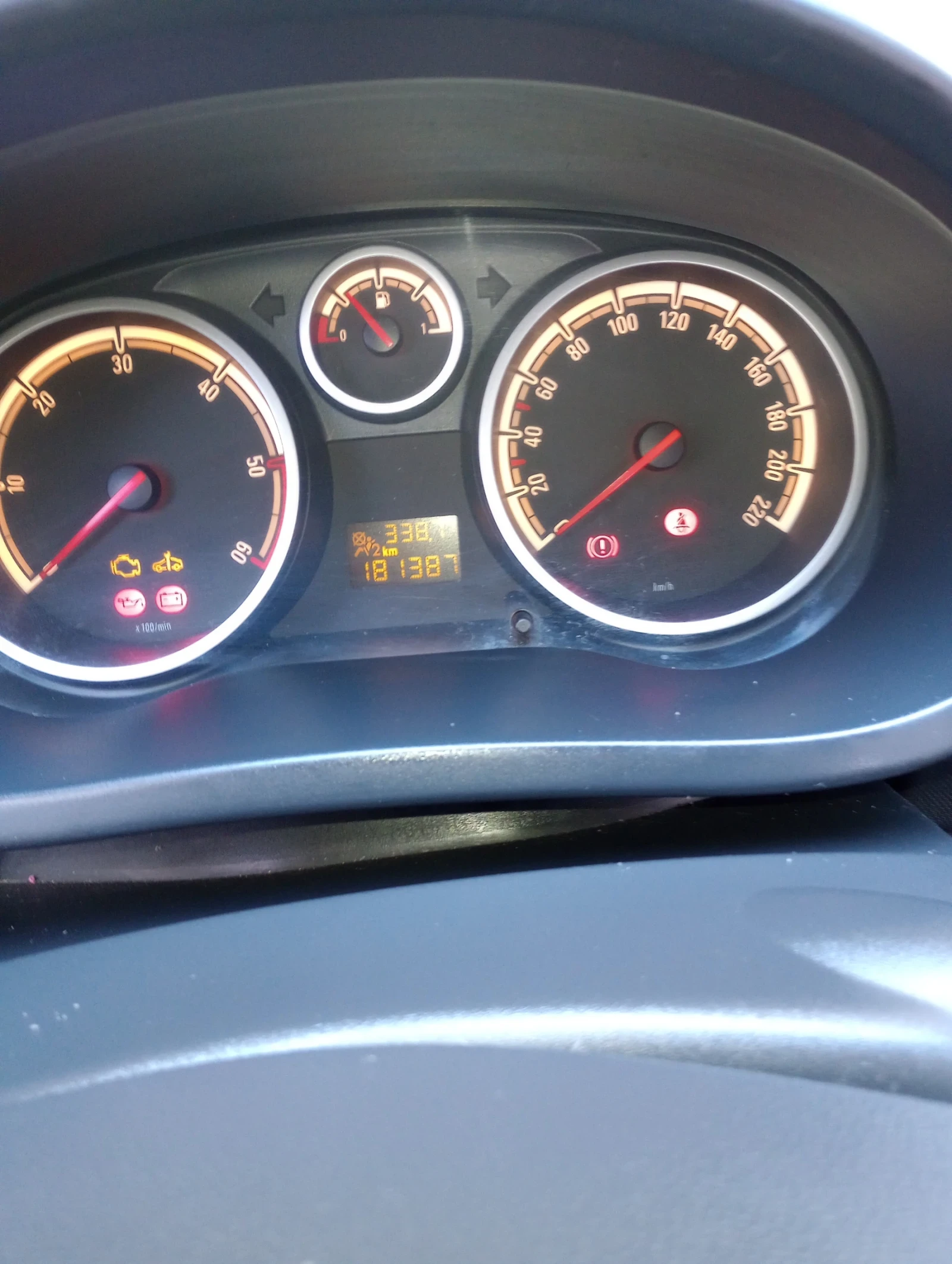 Opel Corsa, снимка 2 - Автомобили и джипове - 54942482