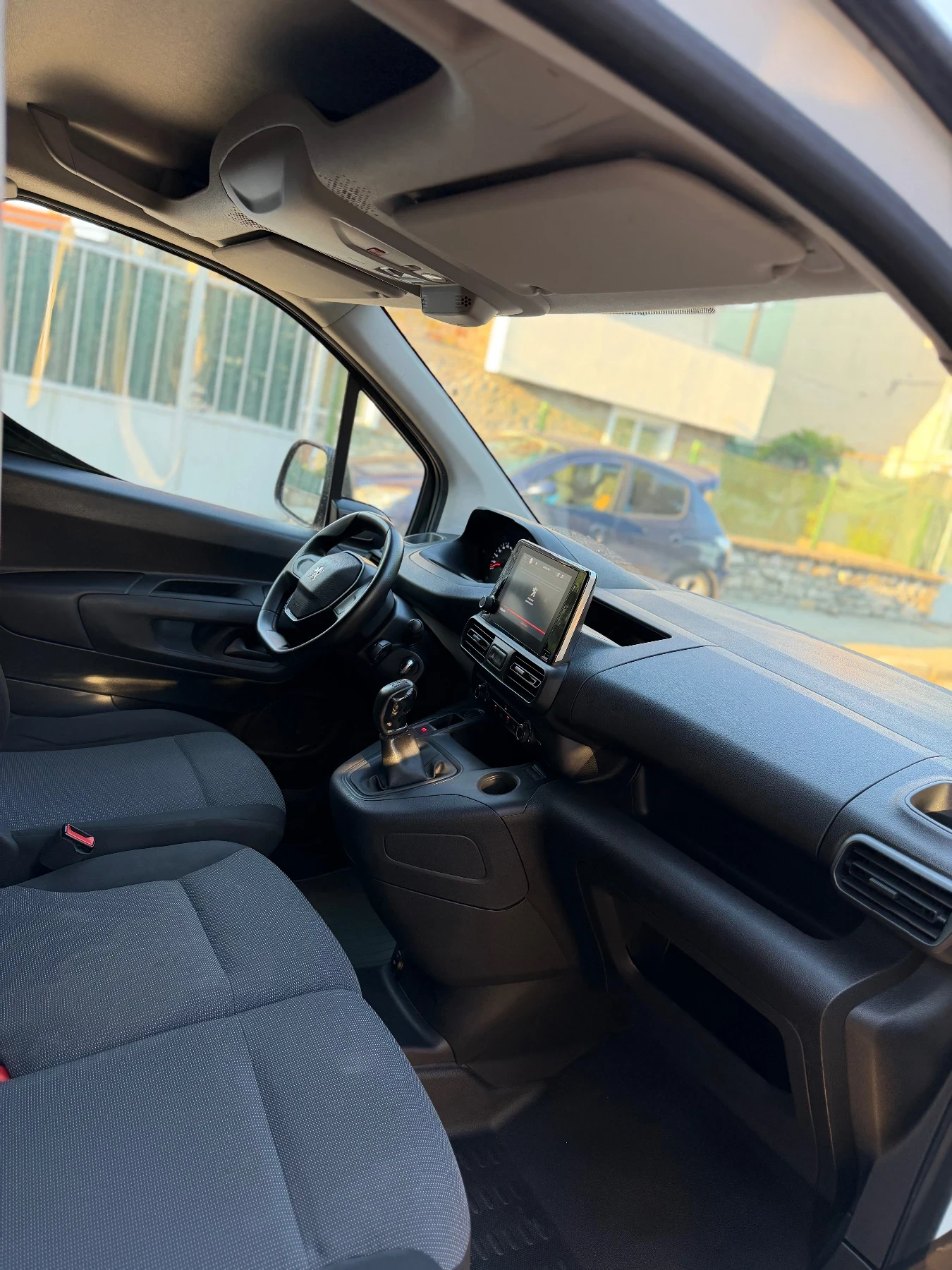 Peugeot Partner 1.5 BlueHDi 102кс. L2 Long 2020г., снимка 12 - Автомобили и джипове - 55003817