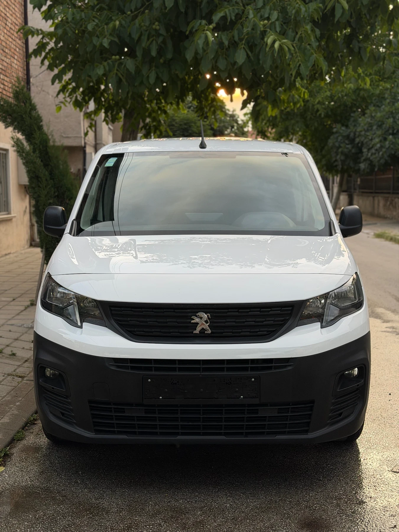 Peugeot Partner 1.5 BlueHDi 102кс. L2 Long 2020г., снимка 2 - Автомобили и джипове - 55003817