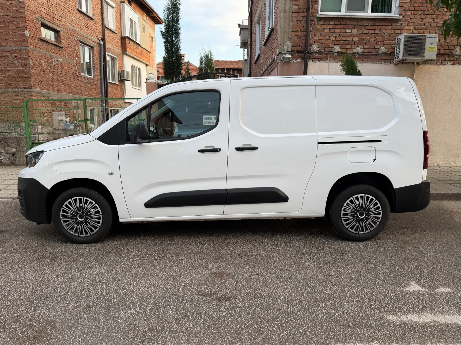 Peugeot Partner 1.5 BlueHDi 102кс. L2 Long 2020г., снимка 6 - Автомобили и джипове - 55003817