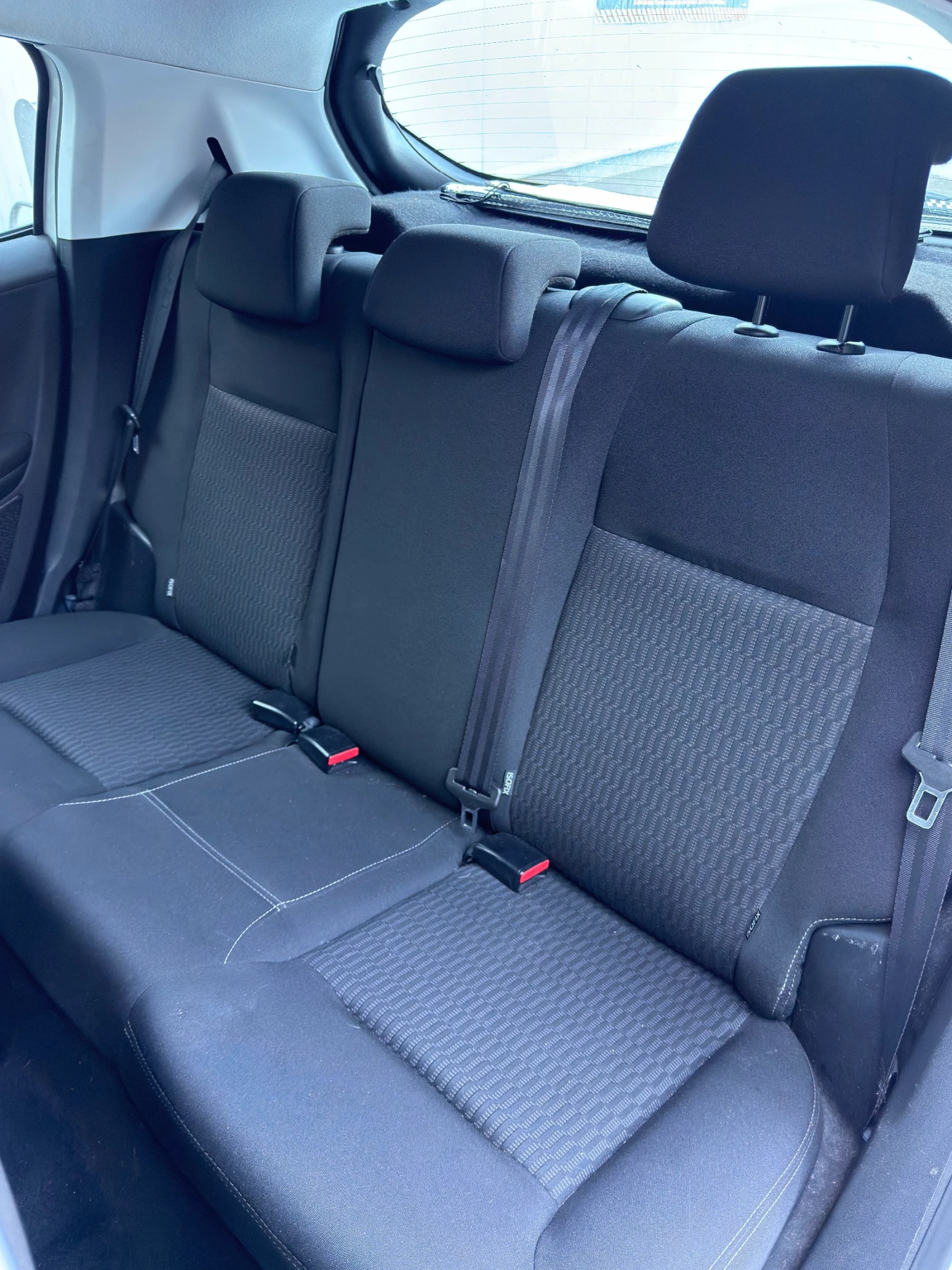 Peugeot 208, снимка 7 - Автомобили и джипове - 55038180
