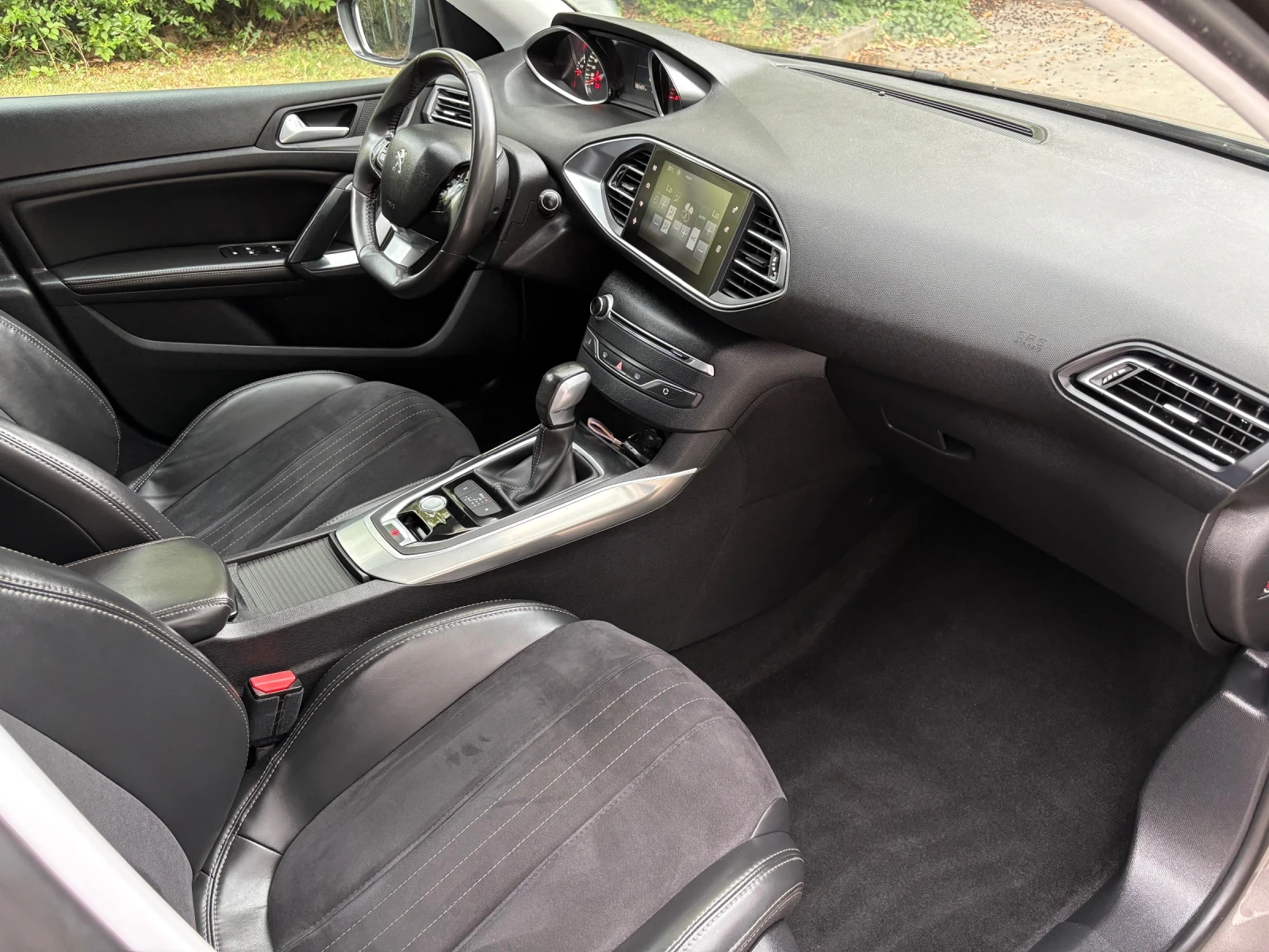 Peugeot 308 1.6HDI 120кс АВТОМАТИК GT LINE, снимка 9 - Автомобили и джипове - 55195485