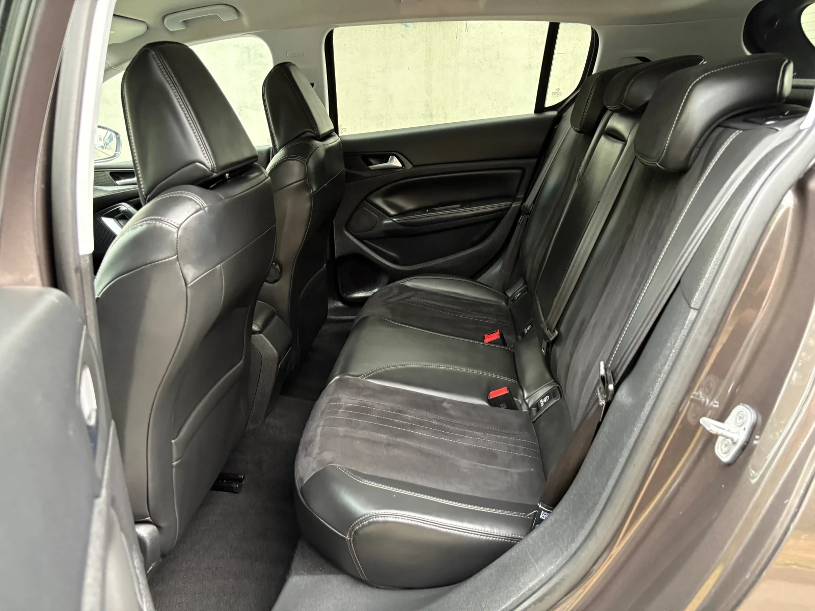 Peugeot 308 1.6HDI 120кс АВТОМАТИК GT LINE, снимка 14 - Автомобили и джипове - 55195485