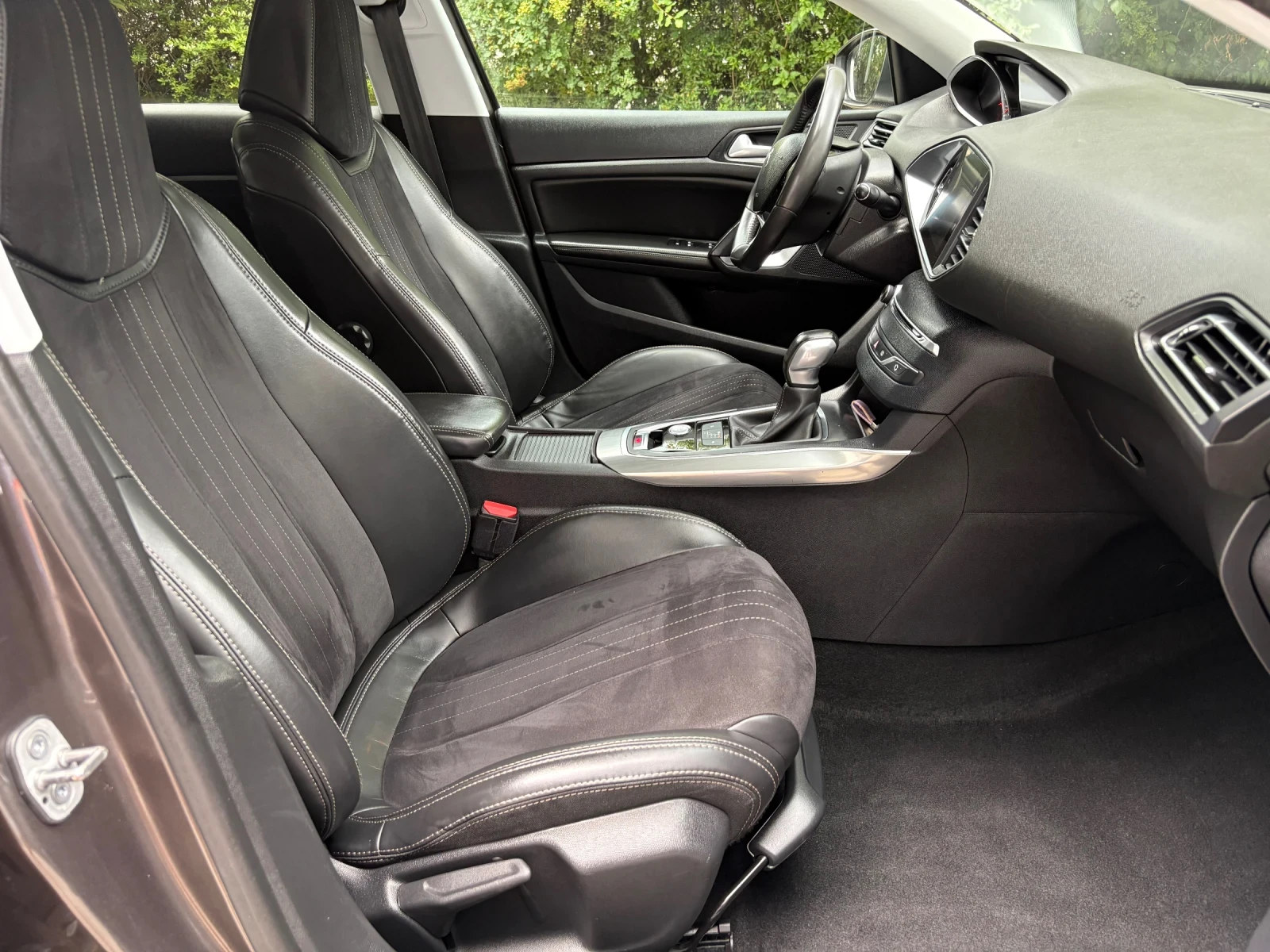 Peugeot 308 1.6HDI 120кс АВТОМАТИК GT LINE, снимка 13 - Автомобили и джипове - 55195485