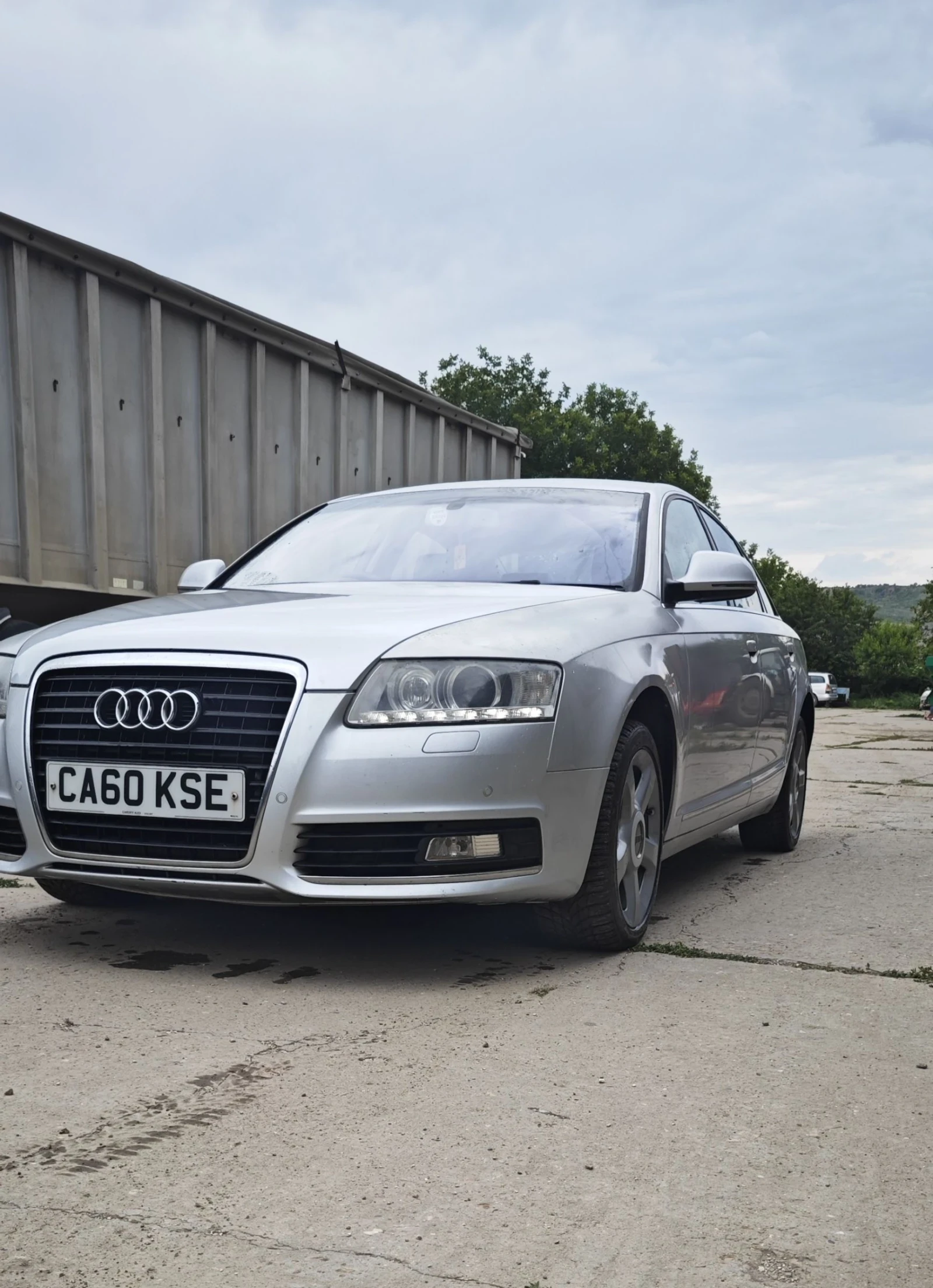 Audi A6 Ц6, снимка 2 - Автомобили и джипове - 55214578