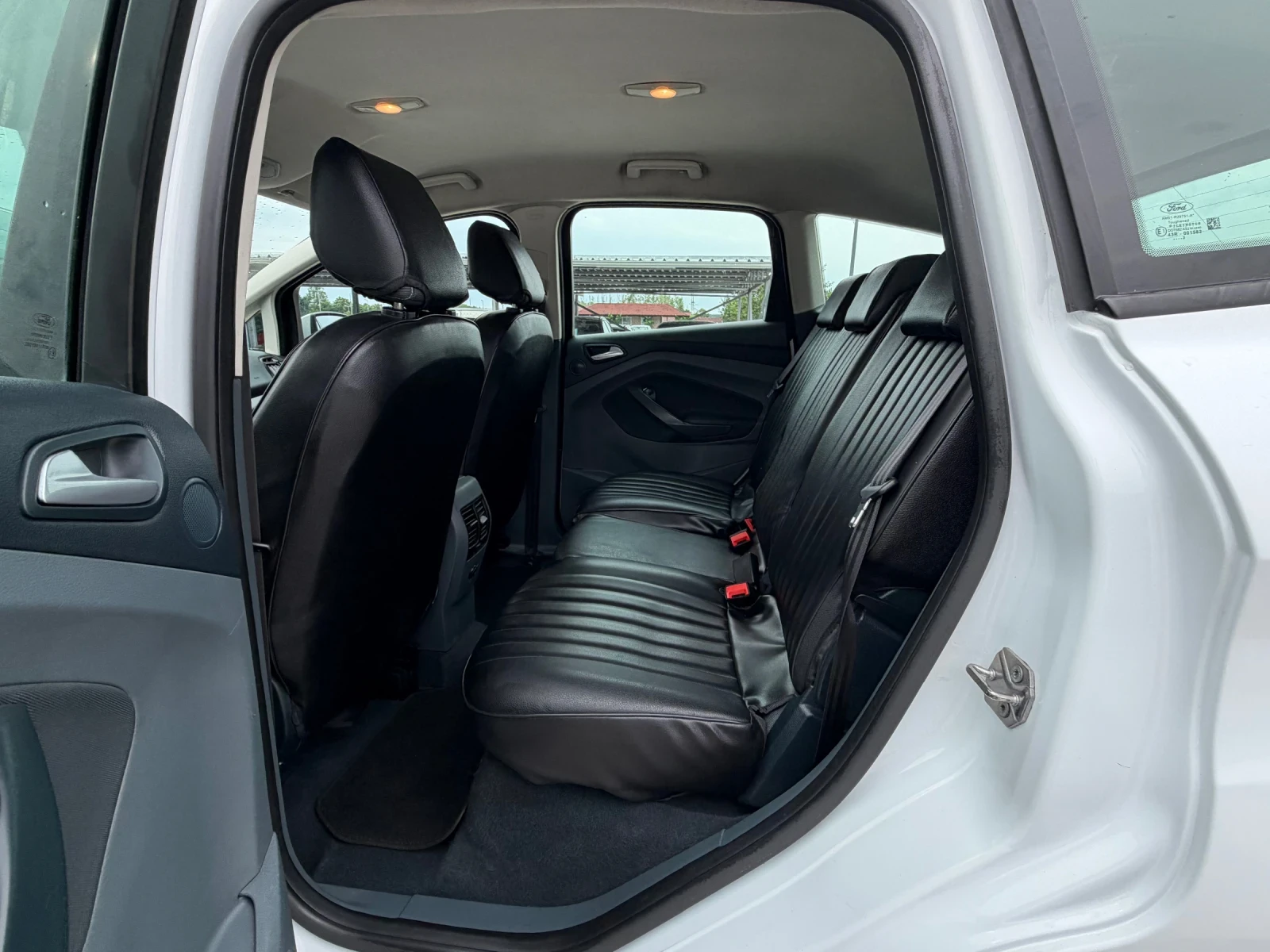 Ford C-max 1.6i ГАЗ БЕНЗИН ИТАЛИЯ, снимка 8 - Автомобили и джипове - 55216283