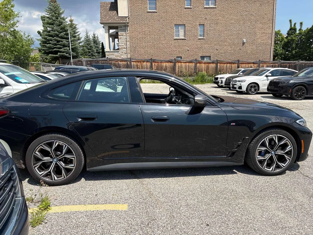 BMW i4 * M50 * CARFAX * ОПЦИЯ ЗА ФИНАНСИРАНЕ , снимка 3 - Автомобили и джипове - 55246272