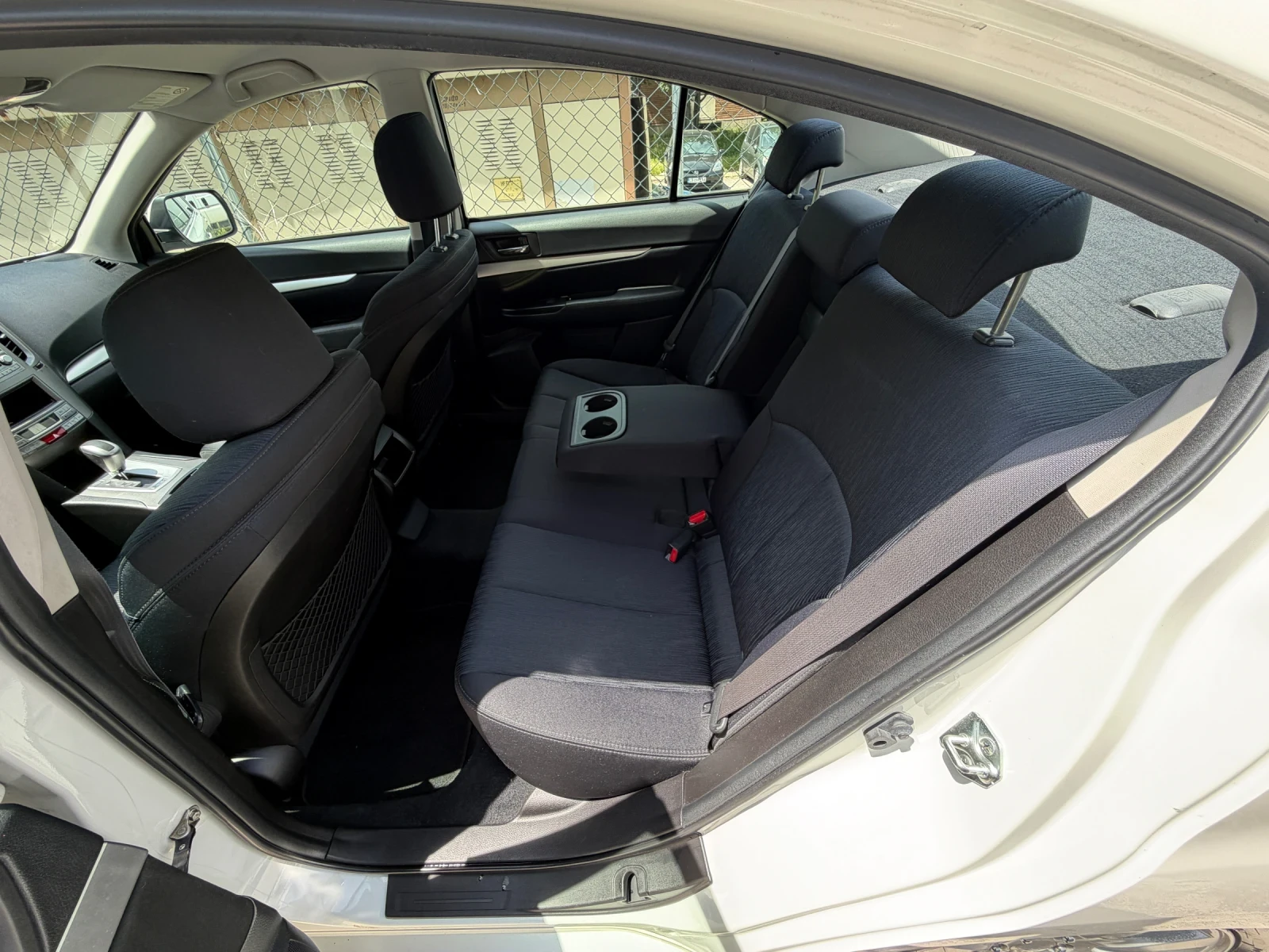 Subaru Legacy 2.0i, 4х4, automat, снимка 10 - Автомобили и джипове - 55935434
