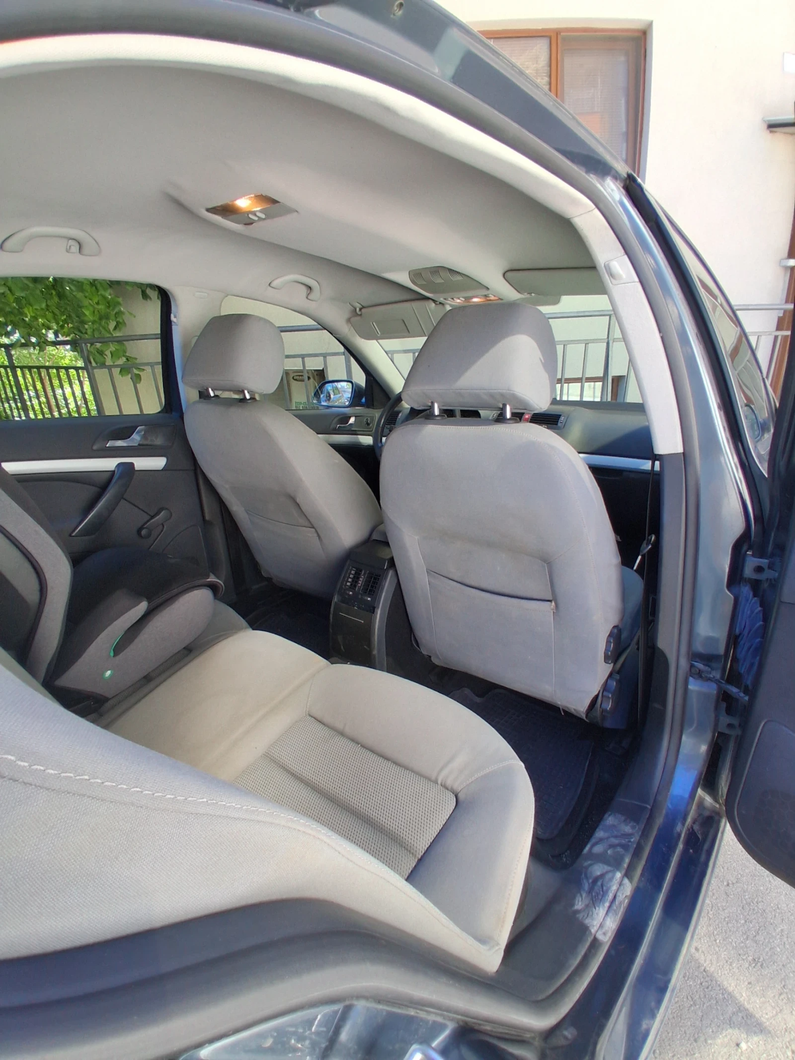 Skoda Octavia, снимка 8 - Автомобили и джипове - 55992622