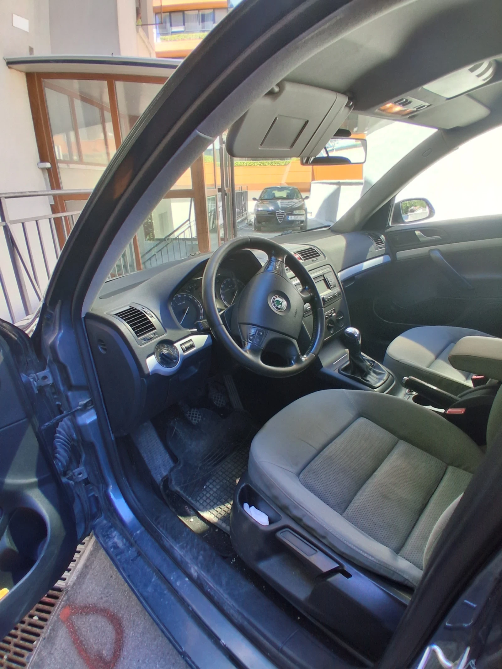 Skoda Octavia, снимка 7 - Автомобили и джипове - 55992622