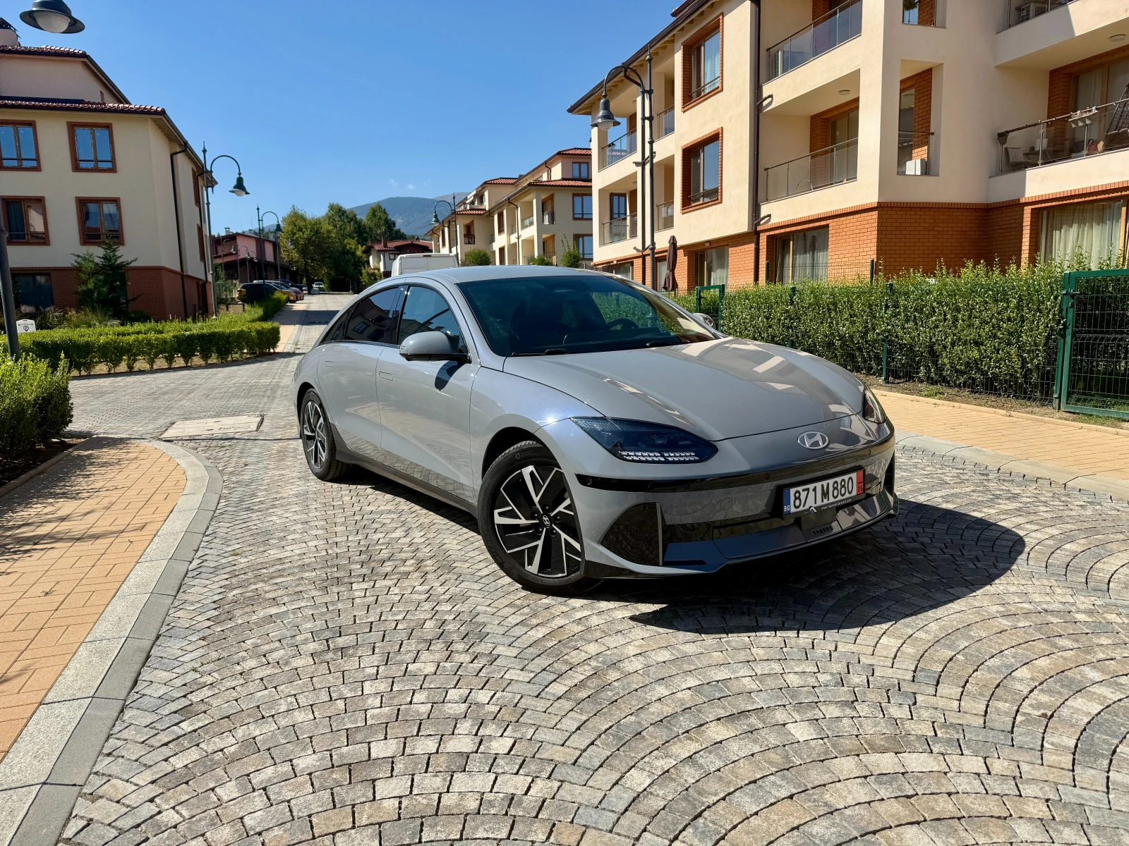Hyundai Ioniq 6 77kWh Uniq RWD, снимка 2 - Автомобили и джипове - 56074136