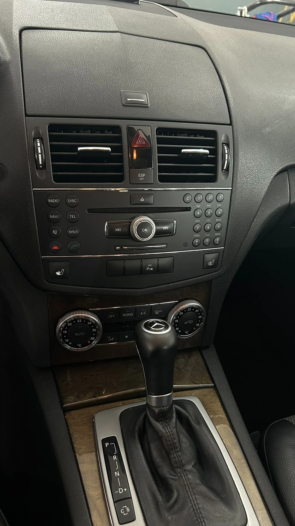 Mercedes-Benz C 320, снимка 12 - Автомобили и джипове - 56167752