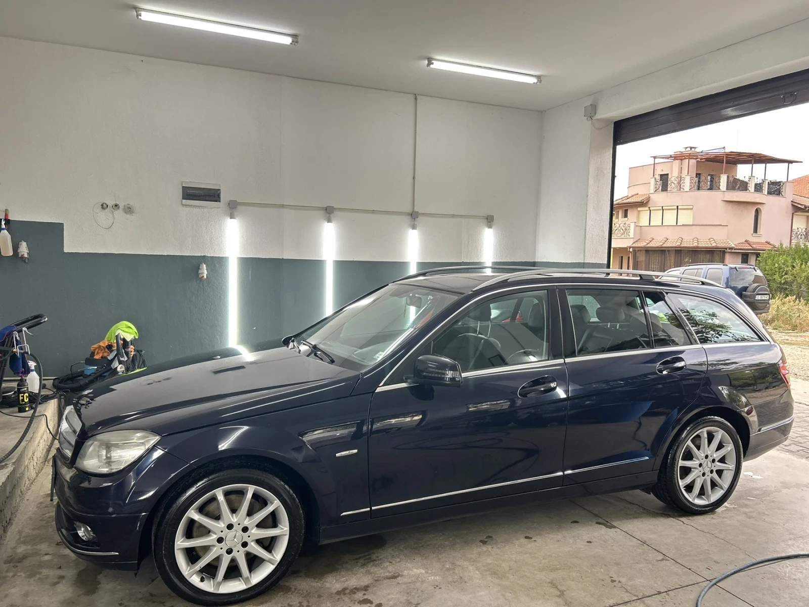Mercedes-Benz C 320