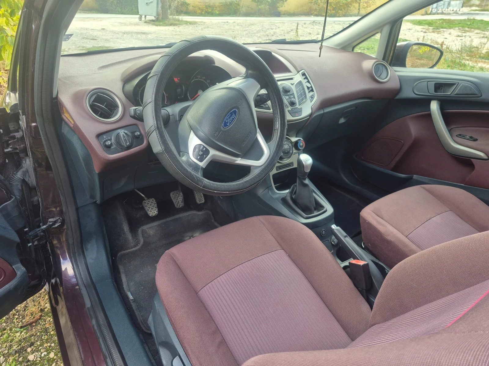 Ford Fiesta, снимка 14 - Автомобили и джипове - 56643949