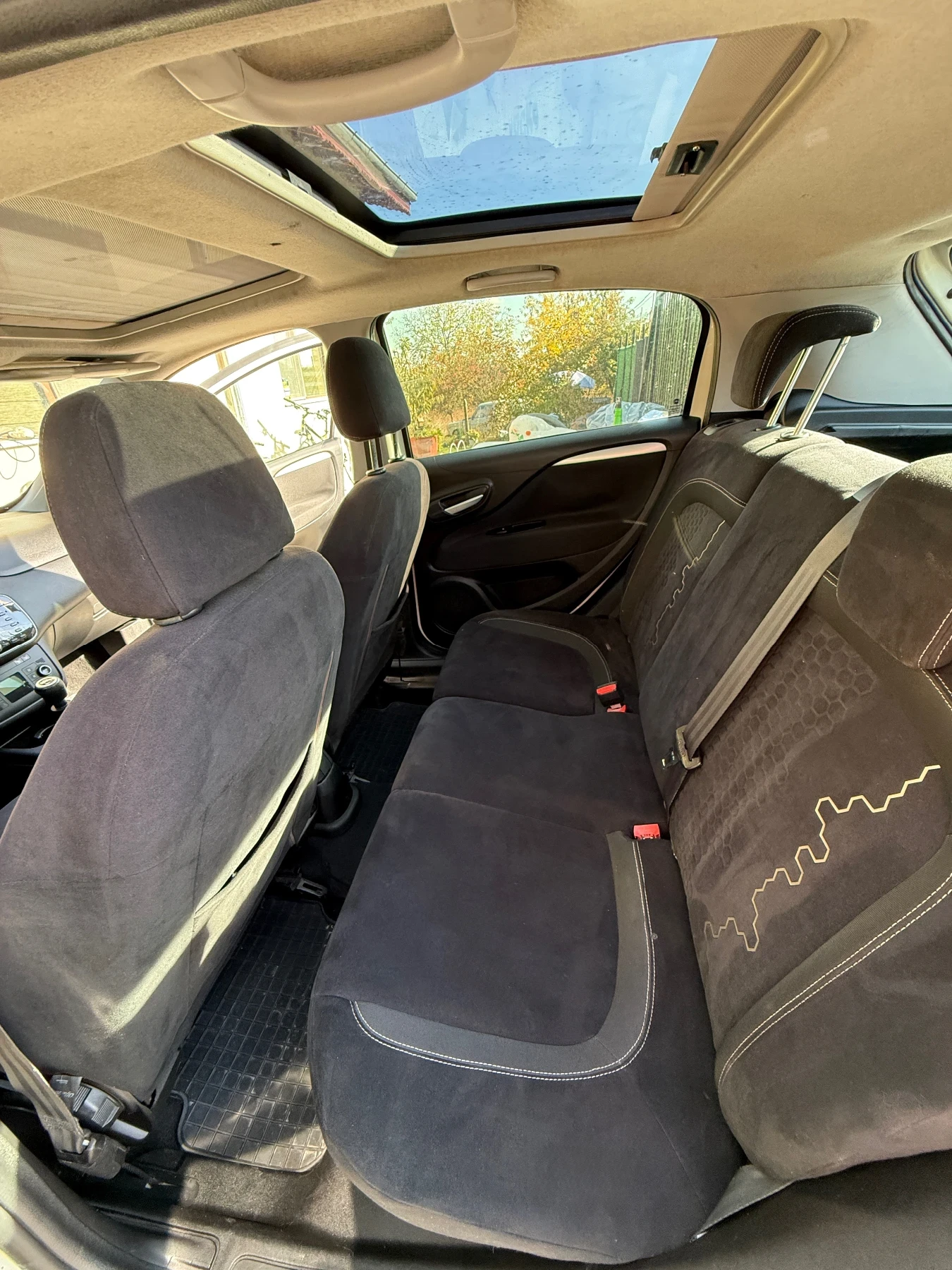 Fiat Punto, снимка 11 - Автомобили и джипове - 56748404