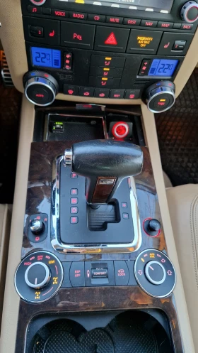 VW Touareg 4.2 V8 LPG, снимка 16