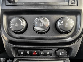 Jeep Compass 2.2CRDI 4х4 115 000км * * LIMITED* * FACELIFT - 14999 лв. / 7668.87 € - 28186281 11