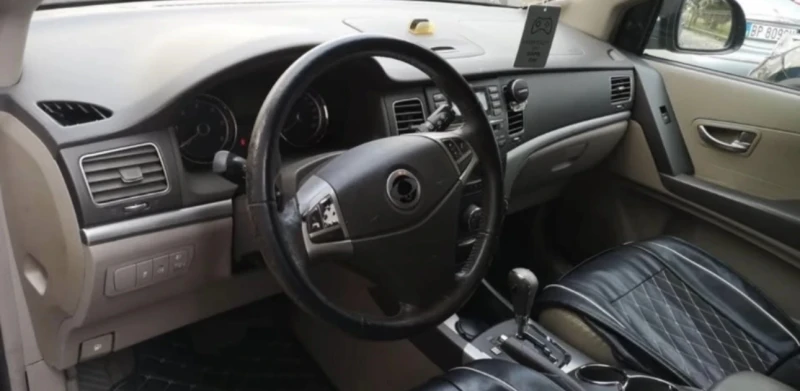 SsangYong Korando, снимка 5 - Автомобили и джипове - 52724274