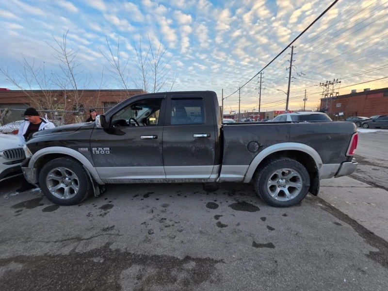 Dodge RAM 1500 * Laramie * CARFAX * БЕЗ ПЪРВОНАЧАЛНА ВНОСКА, снимка 2 - Автомобили и джипове - 53000827