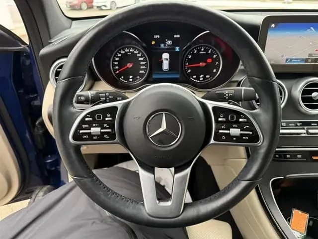 Mercedes-Benz GLC 300 / 4MATIC / CARFAX / ПОДГРЕВИ / , снимка 13 - Автомобили и джипове - 53337827