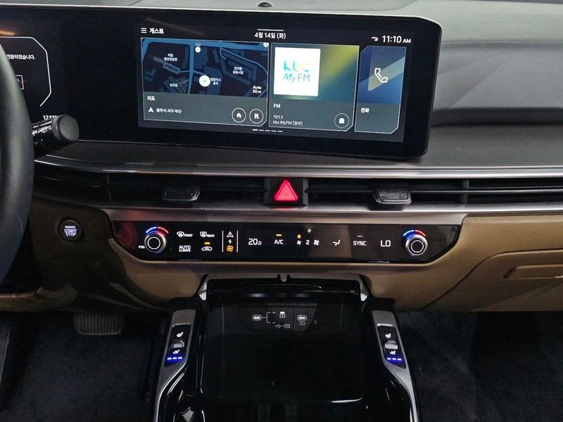 Kia Sorento Diesel 2.2 4WD| 202к.с.| ВКЛ.ТЕХНОТЕСТ, снимка 12 - Автомобили и джипове - 55611697
