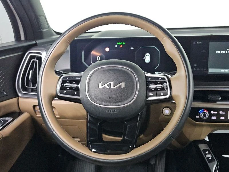 Kia Sorento Diesel 2.2 4WD| 202к.с.| ВКЛ.ТЕХНОТЕСТ, снимка 11 - Автомобили и джипове - 55611697