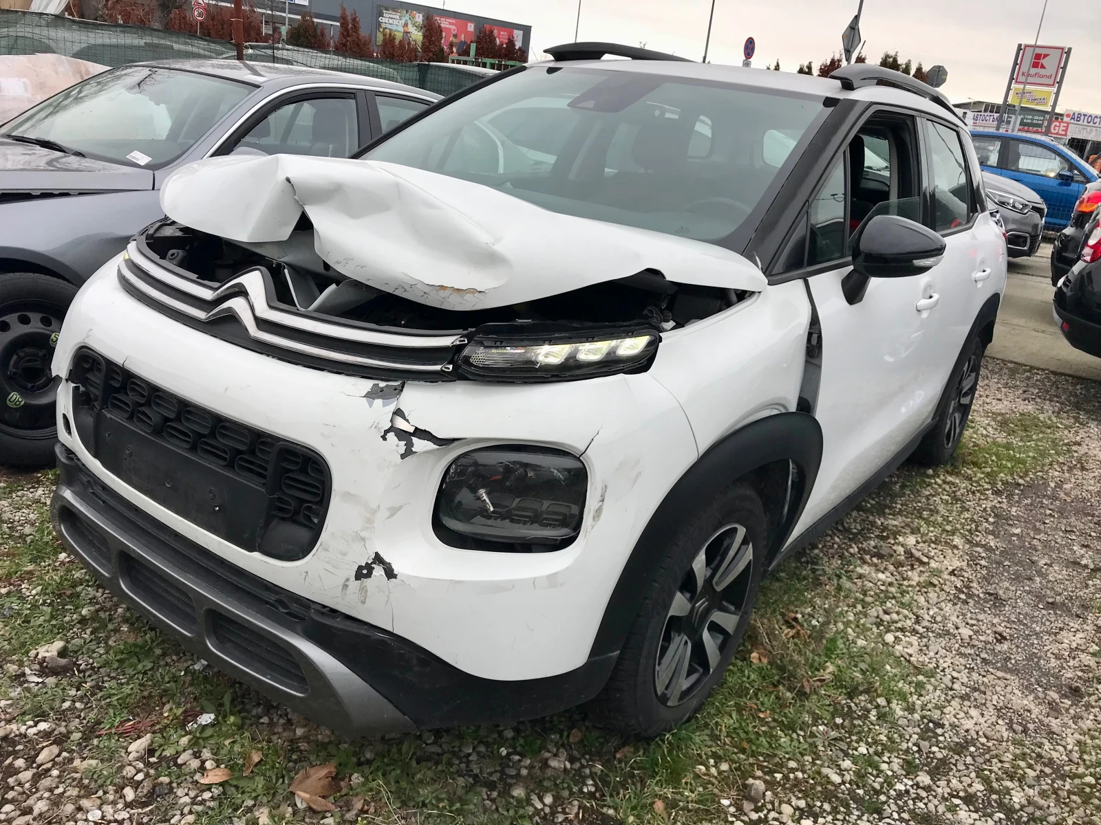 Citroen C3 Aircross 1.2i-82kc.- БЕНЗИН - изображение 2