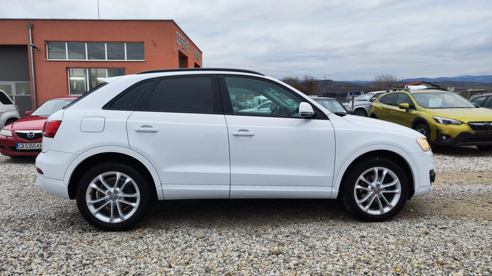 Audi Q3 2.0TDI - изображение 7