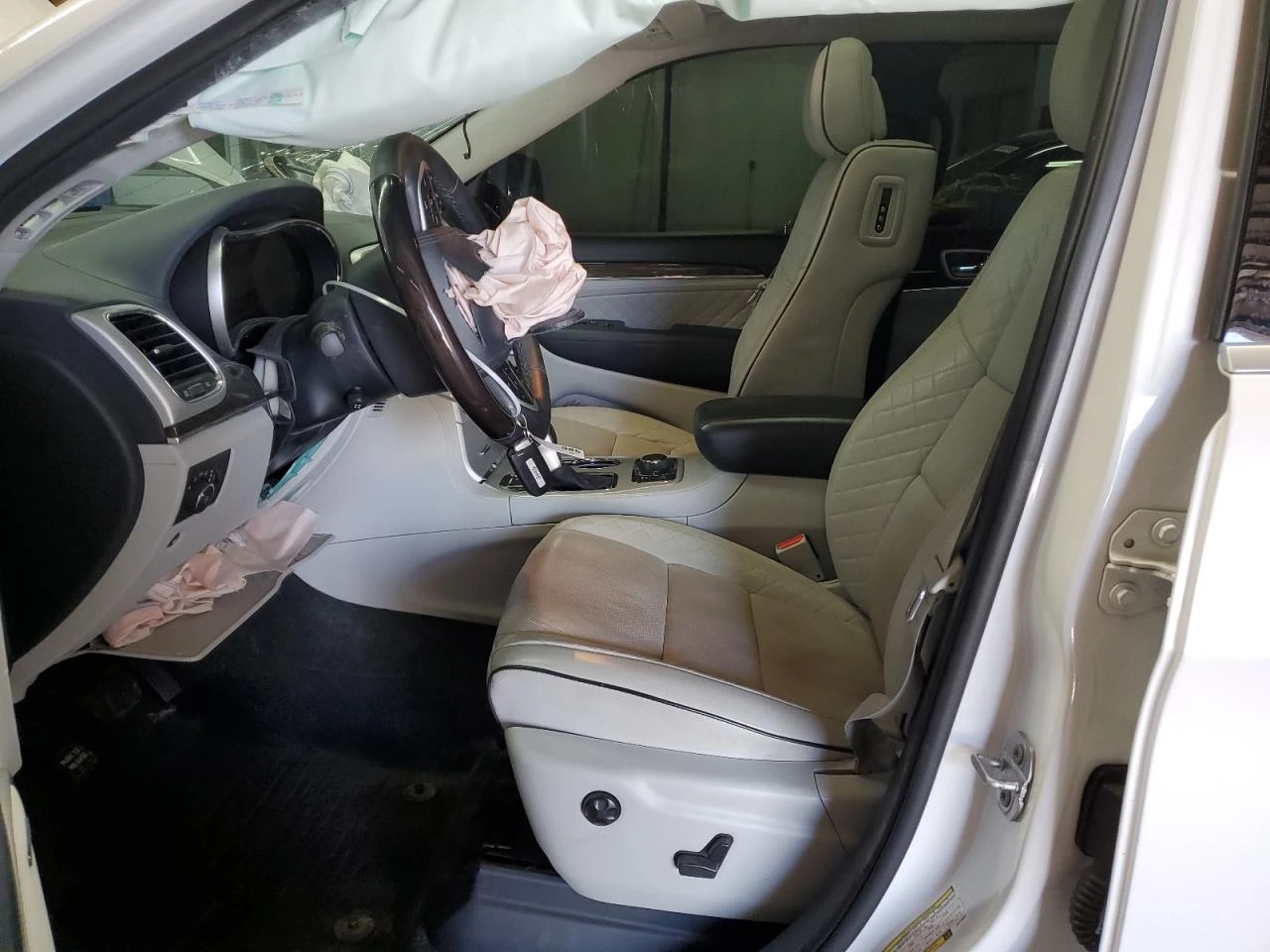 Jeep Grand cherokee SUMMIT 5.7L Рядко изпълнение с бяла кожа - изображение 8