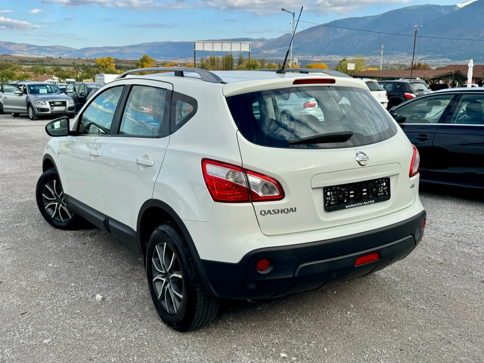 Nissan Qashqai 2.0DCI/TEKNA/4x4/FULL OPTIONAL/ - изображение 5