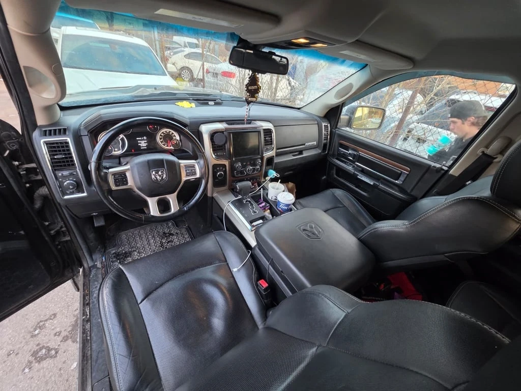 Dodge RAM 1500 * Laramie * CARFAX * БЕЗ ПЪРВОНАЧАЛНА ВНОСКА - изображение 8