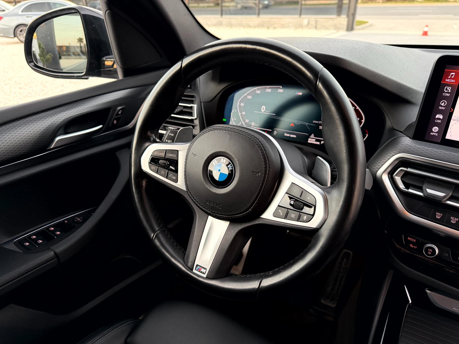 BMW X3 2.0d X-Drive M-SPORT MHEV 48V FULL SERVICE, снимка 13 - Автомобили и джипове - 53837609