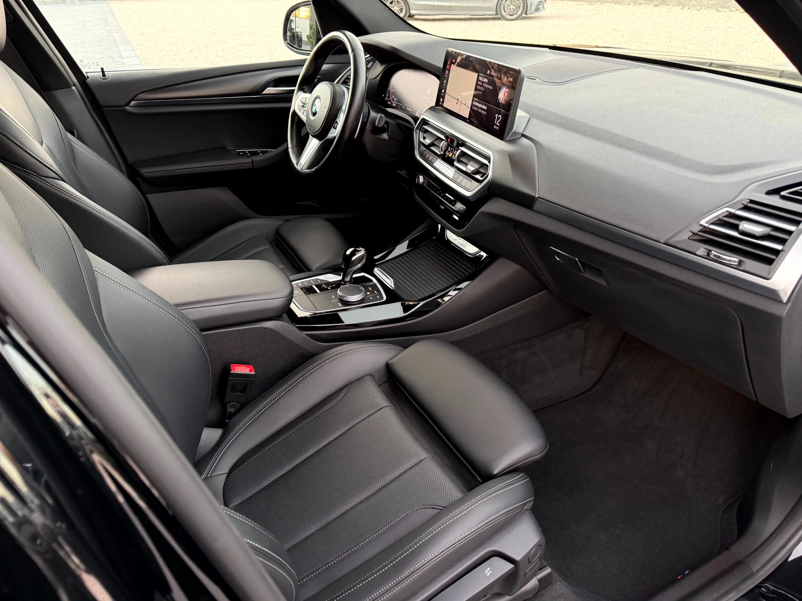 BMW X3 2.0d X-Drive M-SPORT MHEV 48V FULL SERVICE, снимка 10 - Автомобили и джипове - 53837609