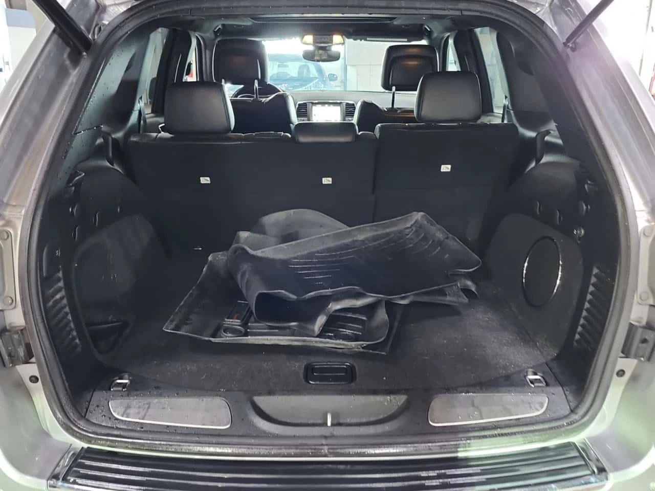 Jeep Grand cherokee * LIMITED * CARFAX * ЦЕНА ДО БГ, снимка 15 - Автомобили и джипове - 54113100