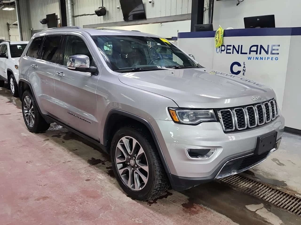 Jeep Grand cherokee * LIMITED * CARFAX * ЦЕНА ДО БГ, снимка 2 - Автомобили и джипове - 54113100