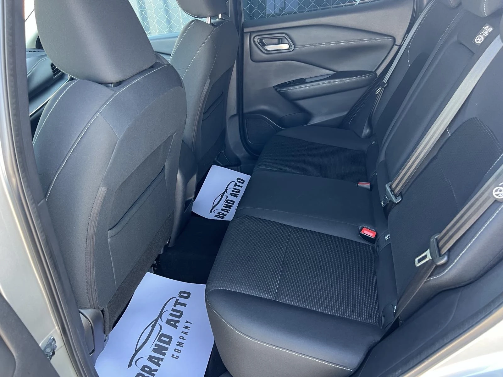 Nissan Qashqai * MILD HYBRID * 158k.c. , снимка 11 - Автомобили и джипове - 54437492