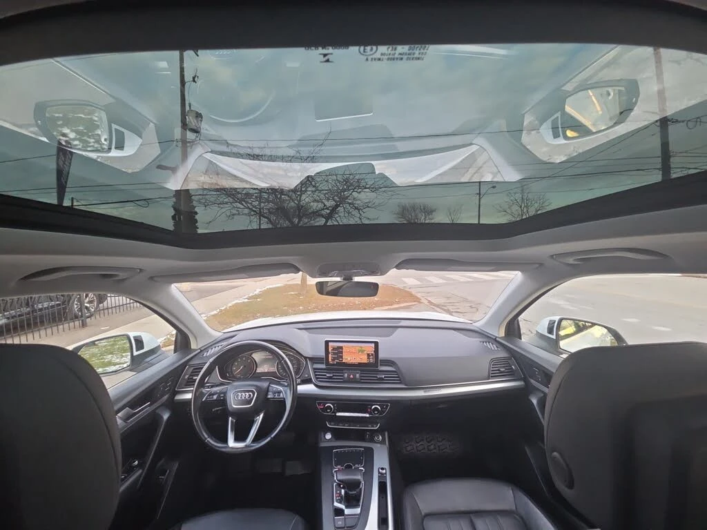 Audi Q5 * AвтоКредит * (ЦЕНА ДО БГ), снимка 4 - Автомобили и джипове - 54456160