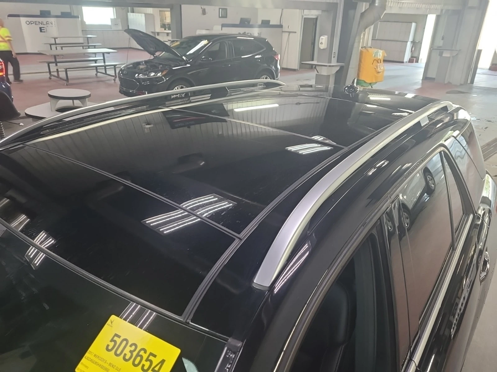 Mercedes-Benz GLE 400  DISTRONIC / 360 / MEMORY / HARMAN KARDON , снимка 6 - Автомобили и джипове - 55812240
