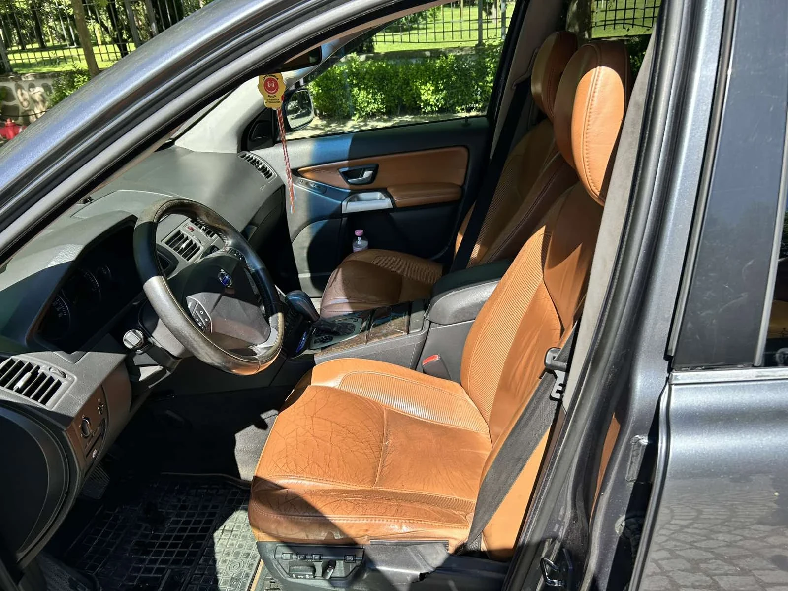 Volvo Xc90 2.4 D5, снимка 8 - Автомобили и джипове - 56356839