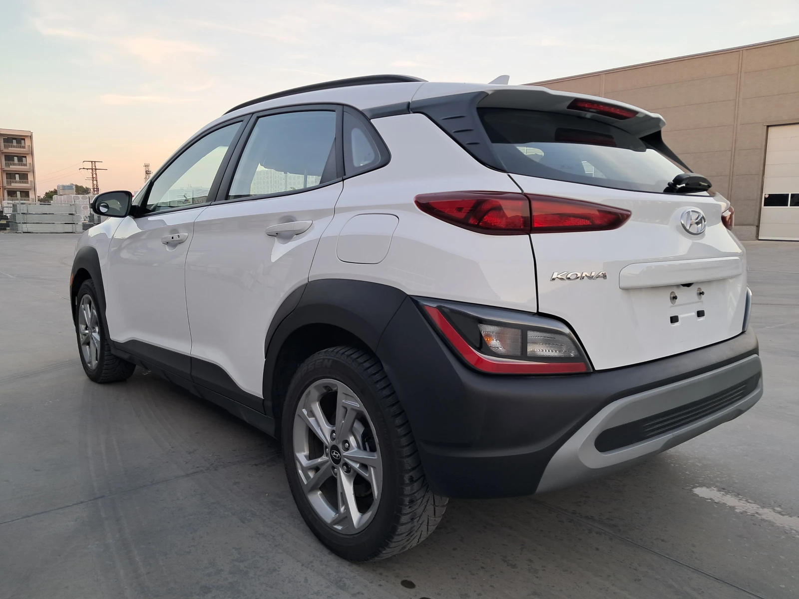 Hyundai Kona 2.0 AWD, снимка 3 - Автомобили и джипове - 56432983