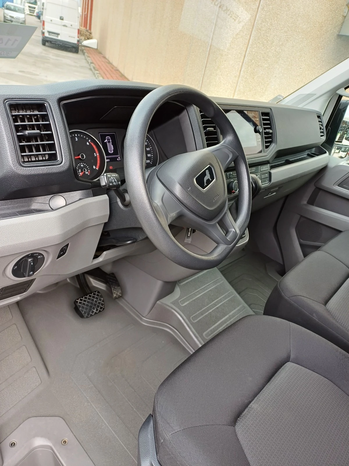 Man TGE 3.140 2    | Mobile.bg   12