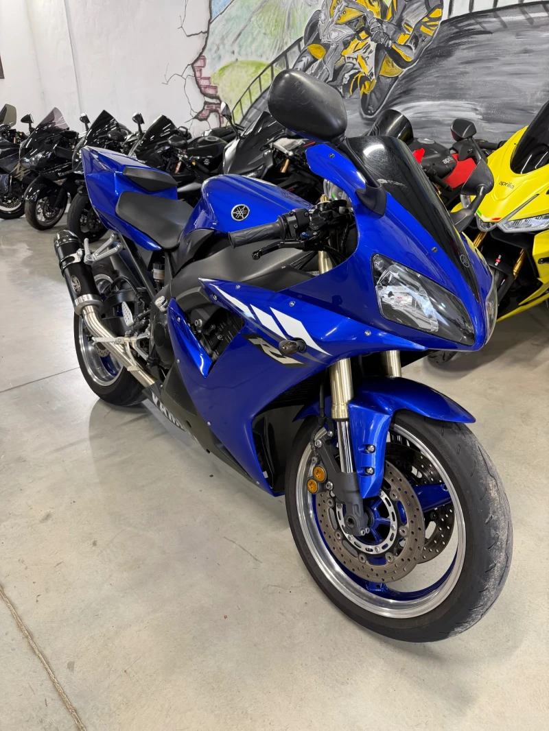 Yamaha YZF-R1 R1