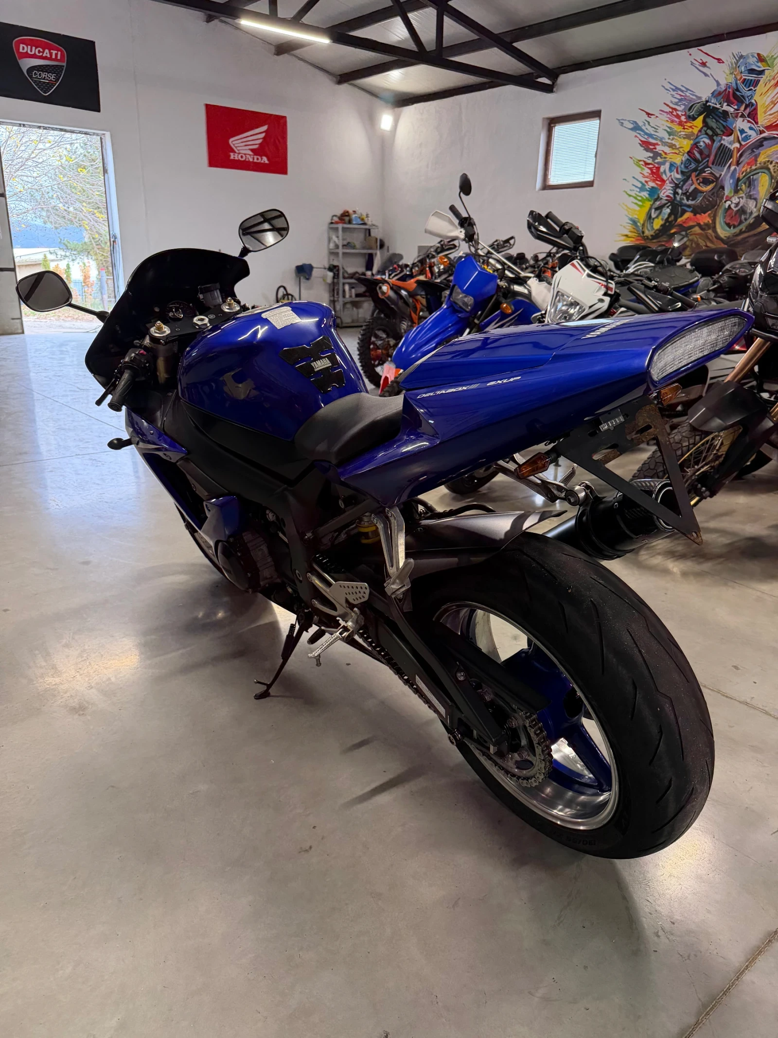 Yamaha YZF-R1 R1 - изображение 6